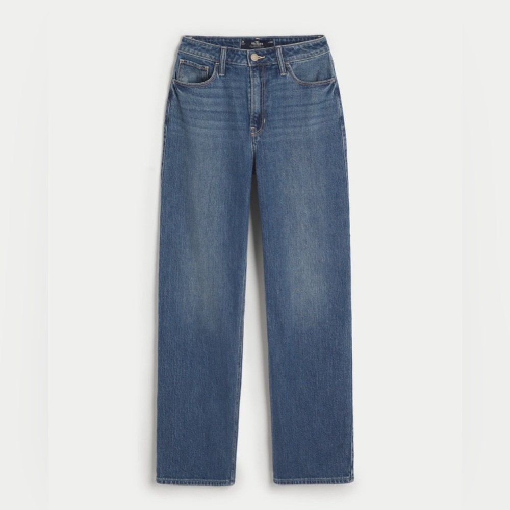 Ultra High-Rise jeans 👖 Size: 25W | Condition: Good 
SKU: 0015